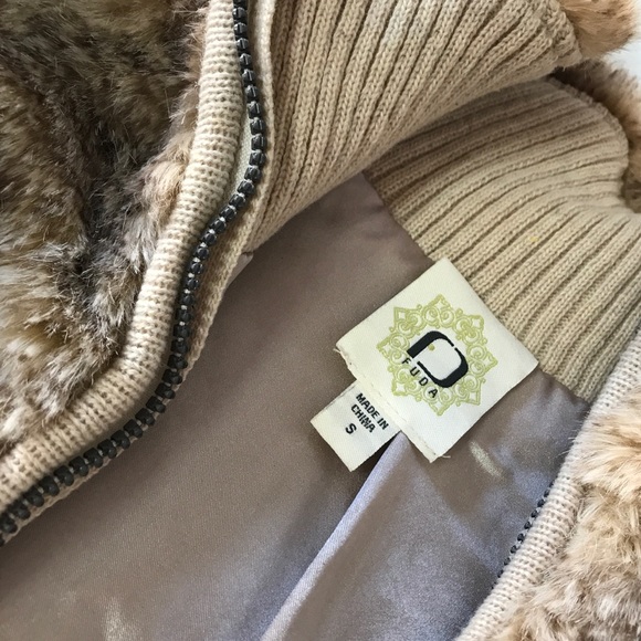 ｆａｕｘ ｆｕｒ ｖｅｓｔ - Picture 5 of 8